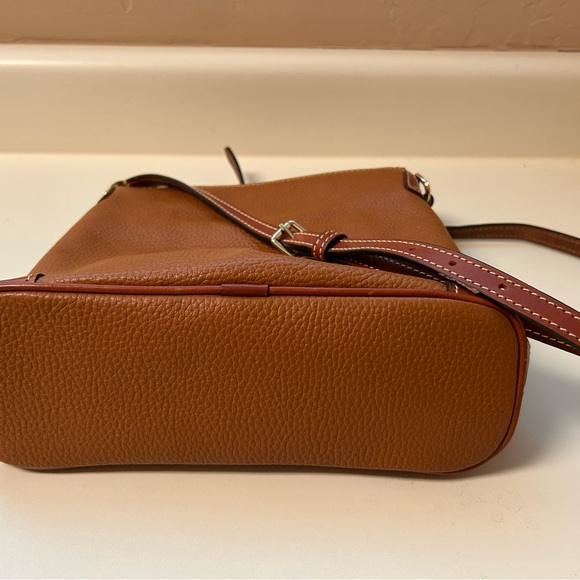 Dooney & Bourke Red and Tan Leather Bag - Picture 2 of 4